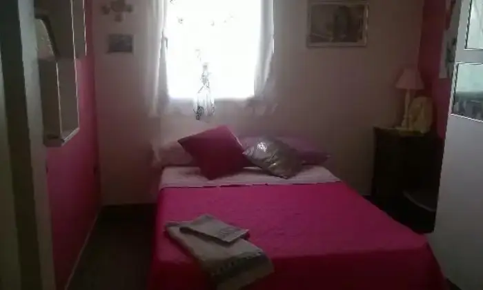 Rexer-Jerzu-Appartamento-circondato-da-splendidi-vitigni-CAMERA-DA-LETTO