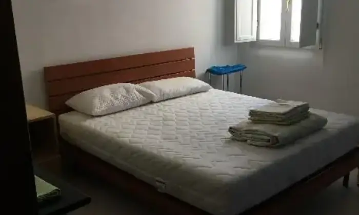 Rexer-Ozieri-Appartamento-arredato-e-climatizzato-CAMERA-DA-LETTO