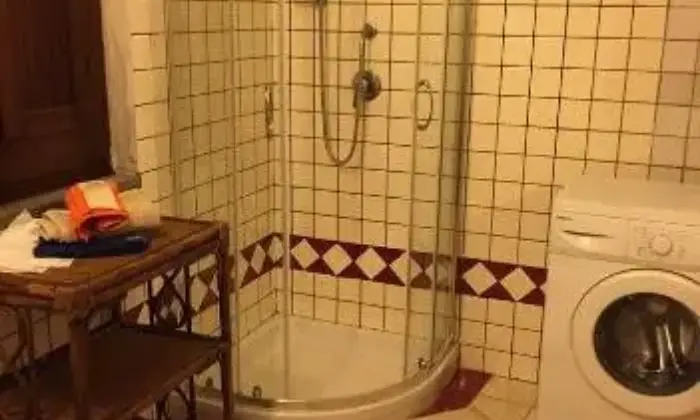 Rexer-Iglesias-Appartamento-centro-citta-iglesias-BAGNO