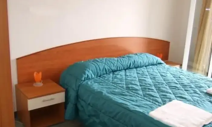 Rexer-Lizzanello-In-affitto-Appartamento-in-residence-CAMERA-DA-LETTO