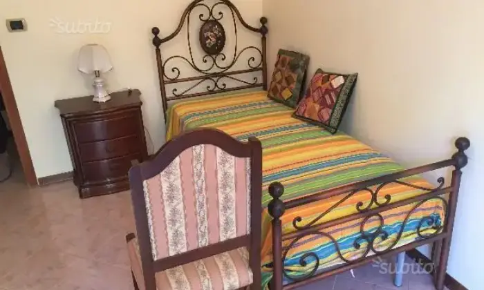 Rexer-Agrigento-Appartamento-arredato-Via-Dante-vista-mare-CAMERA-DA-LETTO
