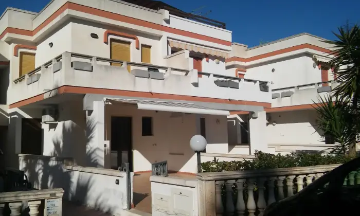 Rexer-Gallipoli-Villetta-con-giardino-GIARDINO