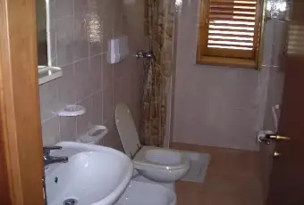 Rexer-Lipari-Lipari-Acquacalda-appartamento-BAGNO