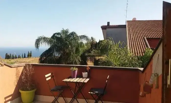 Rexer-Aci-Catena-Appartavilla-superpanoramico-collina-S-Nicol-TERRAZZO