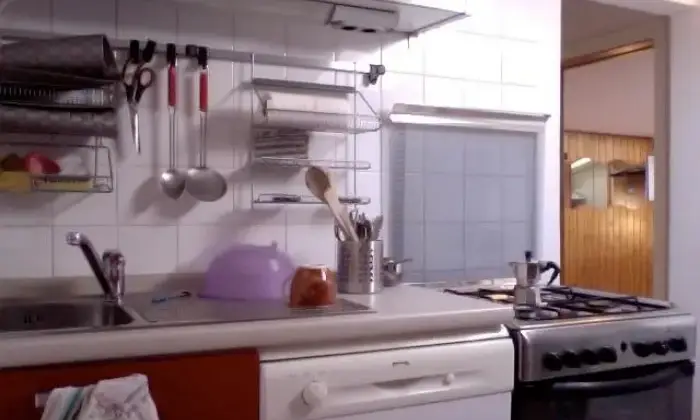 Rexer-Trento-Mansarda-in-centro-storico-a-trento-CUCINA