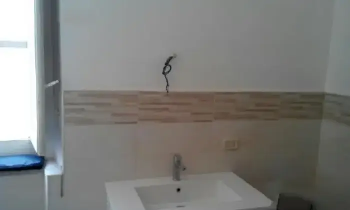 Rexer-Caltanissetta-Ampio-Appartamento-BAGNO