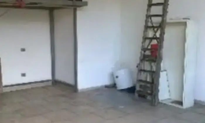 Rexer-Catania-Affitto-di-locale-GARAGE