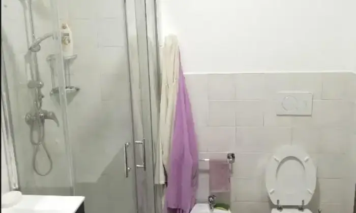 Rexer-Macerata-STANZA-DOPPIA-CENTRO-MACERATA-STUDENTESSE-BAGNO
