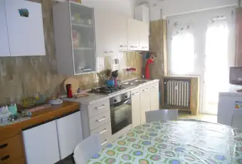 Rexer-Pescara-Stanze-singole-e-matrimoniali-doppie-per-studentesse-CUCINA