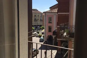 Rexer-Asti-Luminoso-open-space-in-Piazza-Statuto-isola-pedonale-TERRAZZO