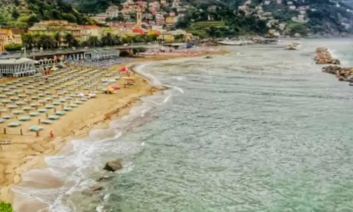 Rexer-Moneglia-Villa-depoca-ristrutturato-a-Roverano-Alta-Altro