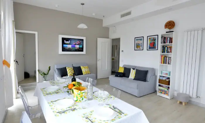 Rexer-SantAgnello-La-Terrazza-Family-Holidays-Sorrento-Coast-Salone