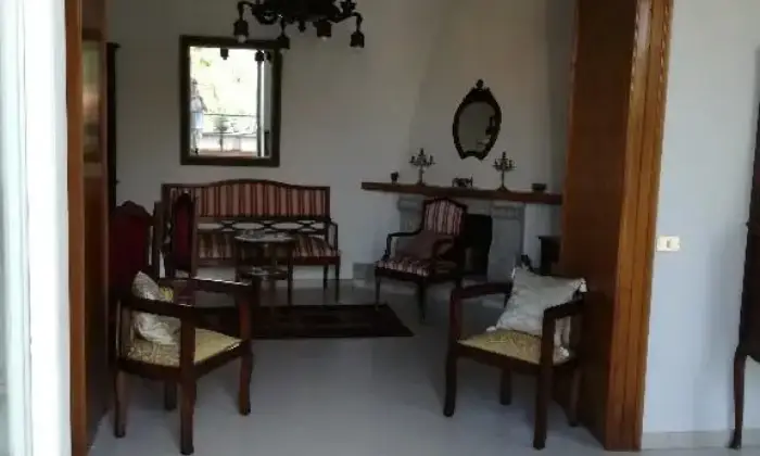 Rexer-Montoro-Magnifica-Residenza-depoca-a-Montoro-SALONE