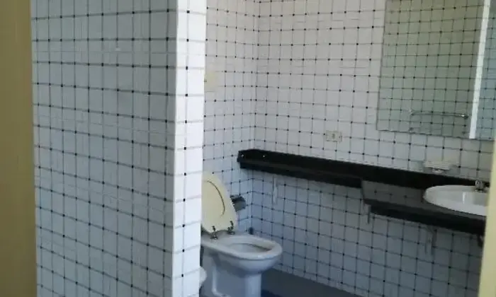 Rexer-Montoro-Magnifica-Residenza-depoca-a-Montoro-BAGNO