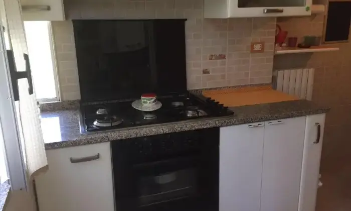 Rexer-Campobasso-Camere-per-studenti-o-lavoratori-CUCINA