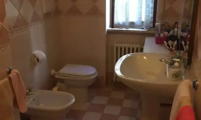 Rexer-Campobasso-Camere-per-studenti-o-lavoratori-BAGNO
