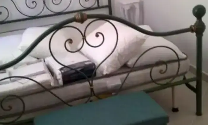 Rexer-Santa-Teresa-Gallura-Bilocale-appena-ristrutturato-CAMERA-DA-LETTO
