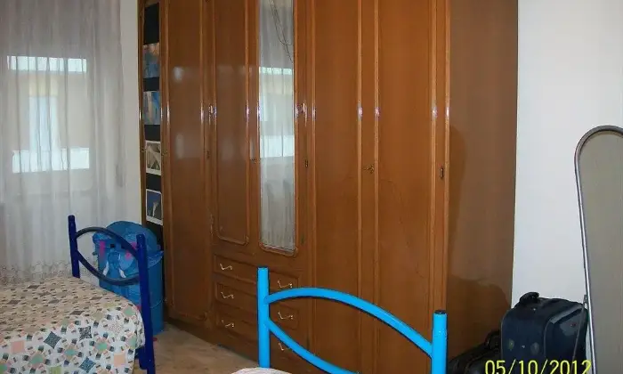 Rexer-Pescara-CAMERE-PER-RAGAZZE-ED-UNIVERSITARIE-CAMERA-DA-LETTO