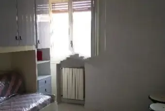 Rexer-Bronte-Appartamento-su-due-piani-in-affitto-in-piazza-Spedalieri-CAMERA-DA-LETTO