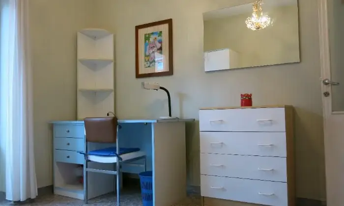 Rexer-Roma-Camere-singole-per-studentesse-universitarie-CAMERA-DA-LETTO