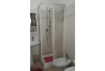 Rexer-Roma-Trilocale-Zona-Valle-Fiorita-Due-Leoni-BAGNO