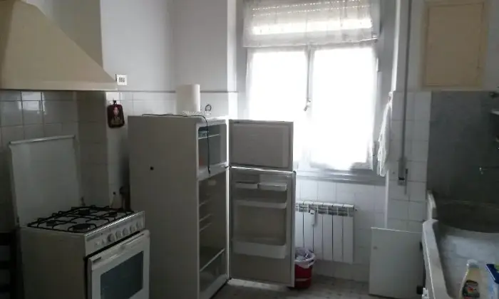 Rexer-Genova-Appartamento-per-studenti-zona-Brignole-CUCINA