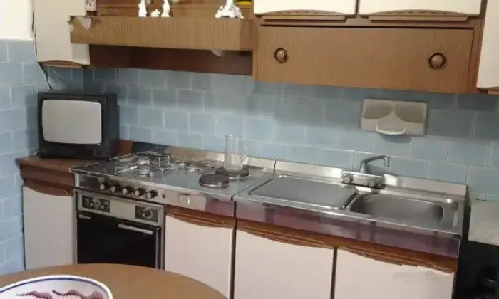 Rexer-Catania-Citlla-univria-camera-doppia-a-soli-stud-fuori-sede-CUCINA