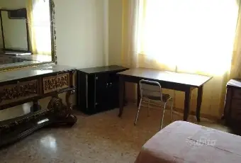 Rexer-Catania-Citlla-univria-posto-letto-a-soli-stud-fuori-sede-CAMERA-DA-LETTO