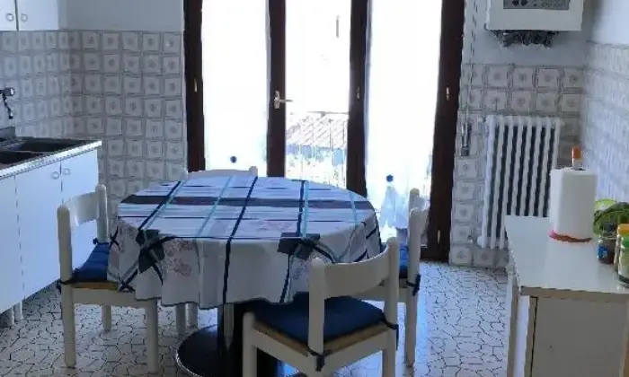 Rexer-LAquila-Appartamento-per-studenti-doppia-singola-CUCINA