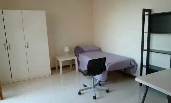 Rexer-Messina-Appartamento-arredato-a-studenti-universitari-zona-Papardo-CAMERA-DA-LETTO