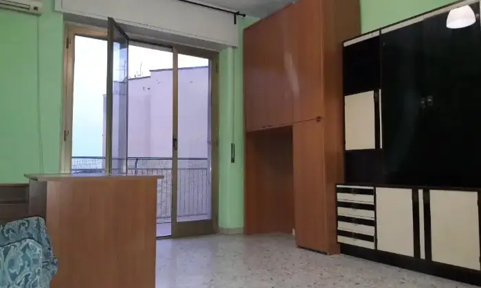 Rexer-Catania-Camera-maschile-rapisardi-con-posto-auto-CAMERA-DA-LETTO