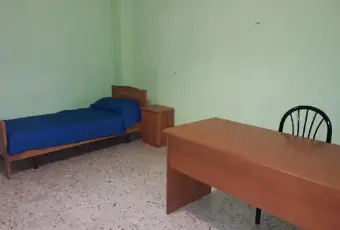 Rexer-Catania-Camera-maschile-rapisardi-con-posto-auto-CAMERA-DA-LETTO