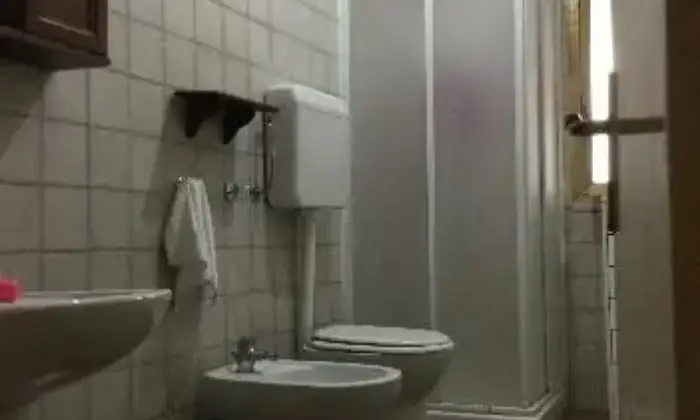 Rexer-Palermo-Camera-in-affitto-per-studentesse-BAGNO