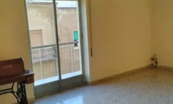 Rexer-Marsala-Affittasi-a-Marsala-Centro-Appartamento-ampio-con-garage-CAMERA-DA-LETTO