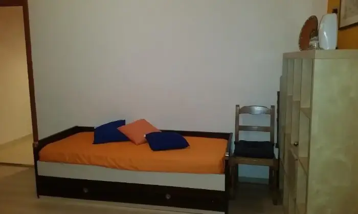 Rexer-Gaeta-Bilocale-per-studenti-settembre-giugno-CAMERA-DA-LETTO