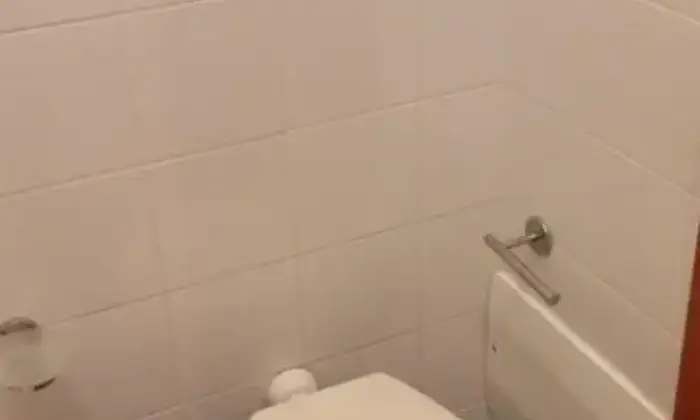 Rexer-Gaeta-Bilocale-per-studenti-settembre-giugno-BAGNO