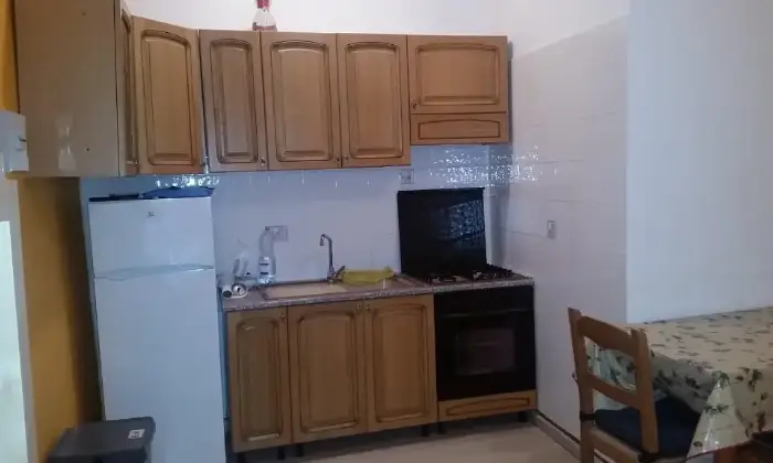 Rexer-Gaeta-Bilocale-per-studenti-settembre-giugno-CUCINA