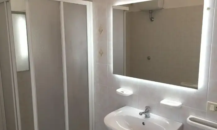 Rexer-Appignano-Appena-Ristrutturato-e-arredato-BAGNO