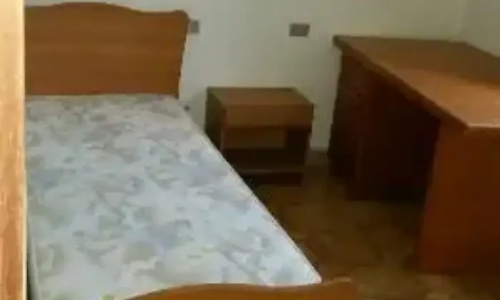 Rexer-Ozieri-Trilocale-arredato-al-centro-Ozieri-CAMERA-DA-LETTO