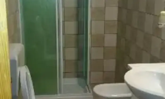 Rexer-Ozieri-Trilocale-arredato-al-centro-Ozieri-BAGNO