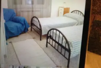 Rexer-La-Spezia-Da-Privato-La-Spezia-centro-pi-appartamenti-CAMERA-DA-LETTO