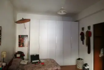 Rexer-Roma-Affittasi-ampia-stanza-singola-CAMERA-DA-LETTO