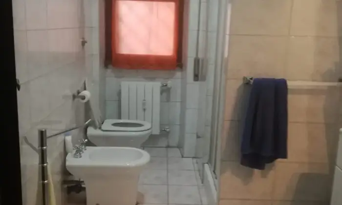 Rexer-Roma-Affittasi-ampia-stanza-singola-BAGNO