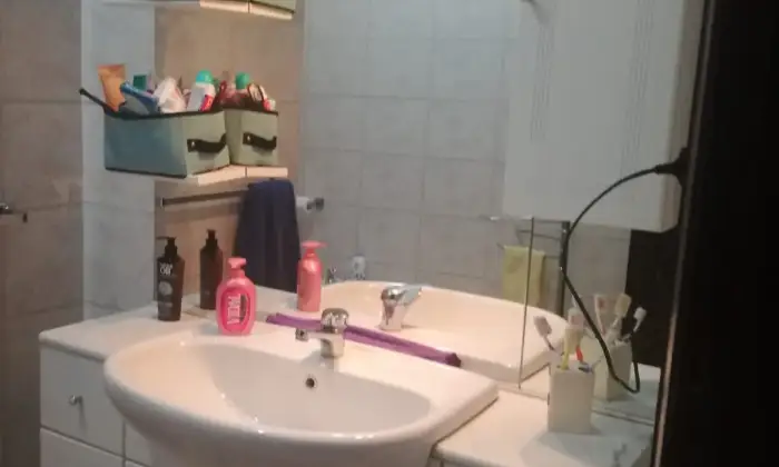 Rexer-Roma-Affittasi-ampia-stanza-singola-BAGNO