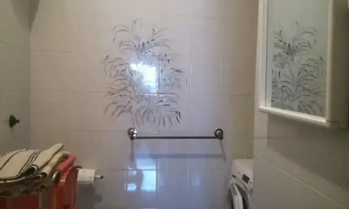 Rexer-Roma-Affittasi-ampia-stanza-singola-BAGNO