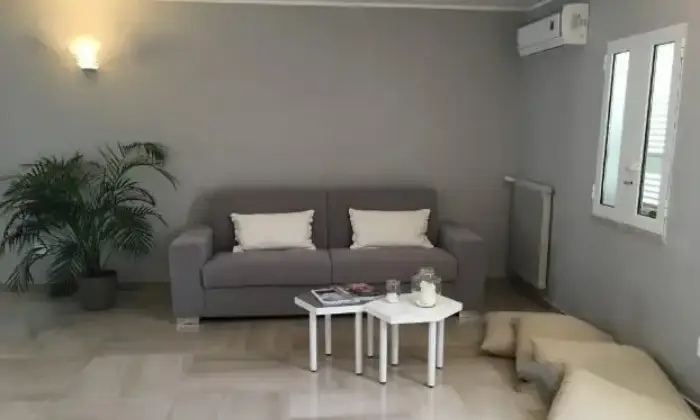 Rexer-Bari-Attico-centro-Bari-ristrutturato-SALONE