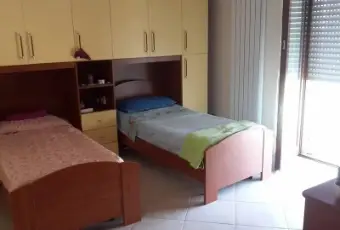 Rexer-Chieti-Camera-doppia-per-studentesse-CAMERA-DA-LETTO