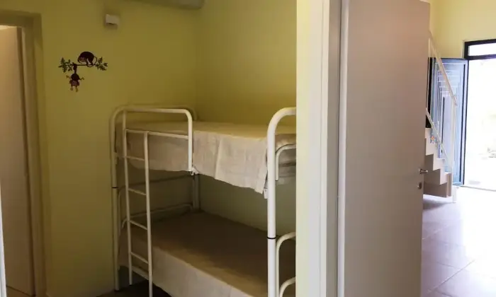 Rexer-Appignano-APPARTAMENTI-NUOVI-e-ARREDATI-con-PARCHEGGIO-e-GIARDINO-CAMERA-DA-LETTO