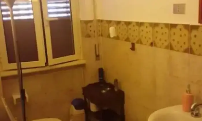 Rexer-Roma-Due-posti-letto-in-camera-doppia-BAGNO