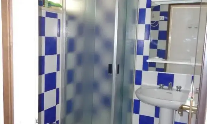 Rexer-Sorso-Arredato-completo-di-tutto-libero-da-settembre-a-maggio-BAGNO